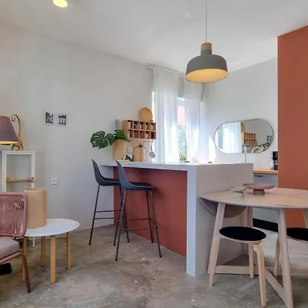 Arte No5 Apartment